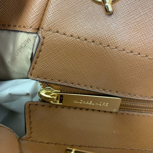 Michael Kors Jet Set Large Travel Chain Shoulder Tote Signature Brown - Picture 7 of 16